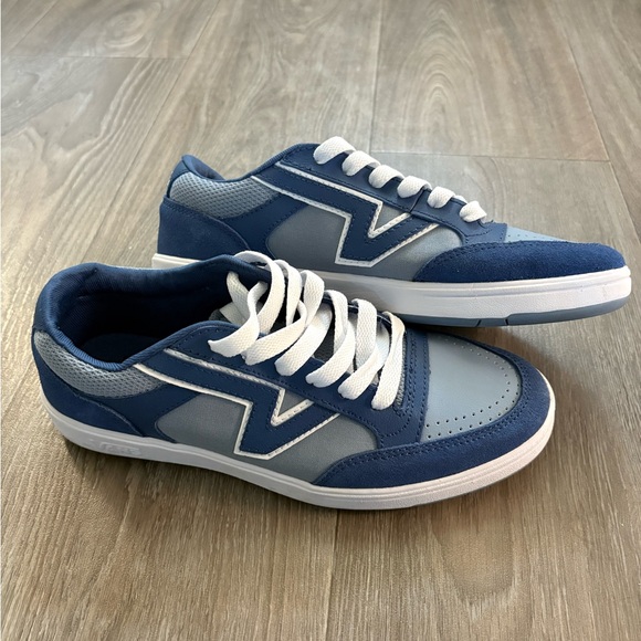 Vans Blue Lowland ComfyCush Sneakers W9.5 - Picture 1 of 6